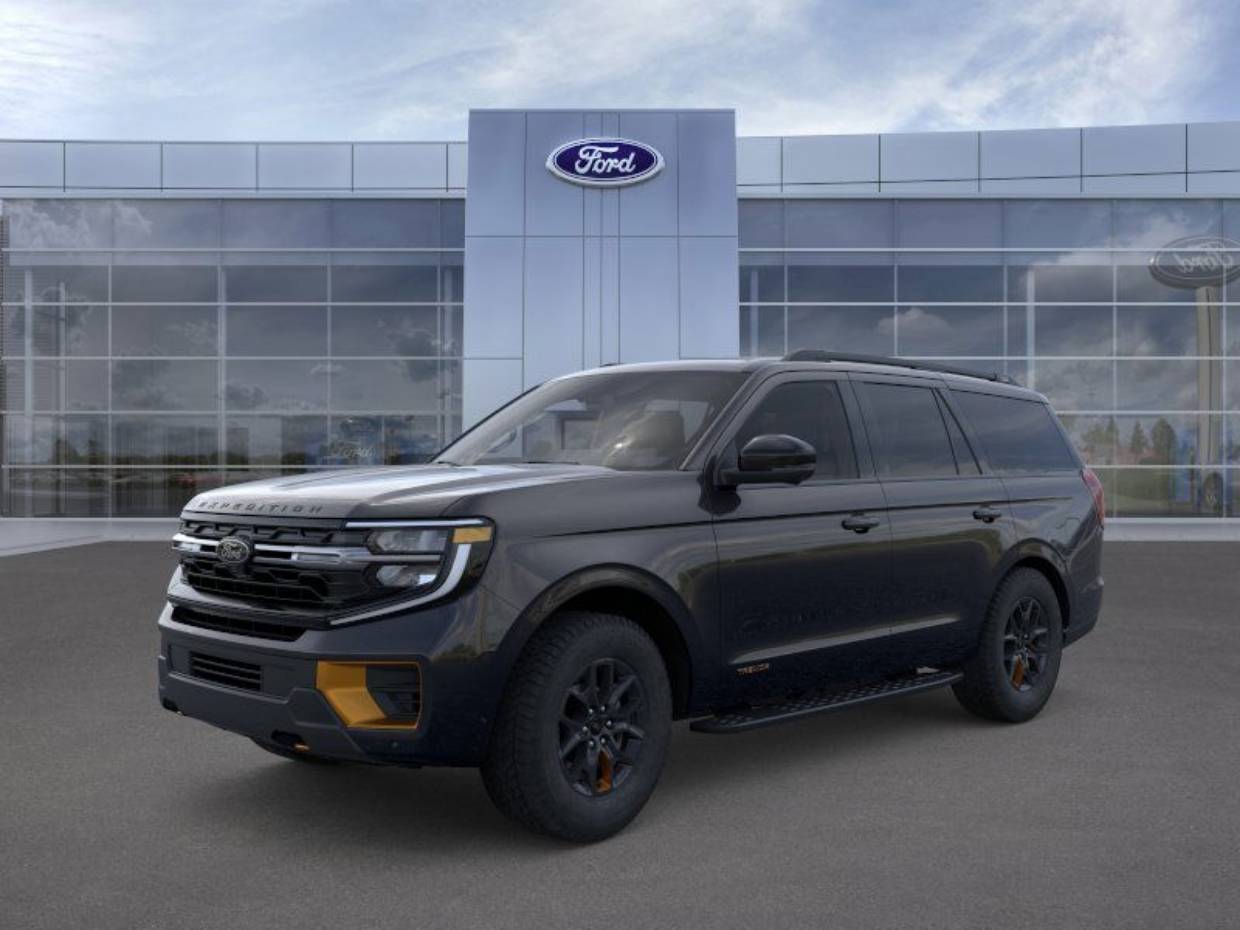 2025 Ford Expedition Tremor's photo