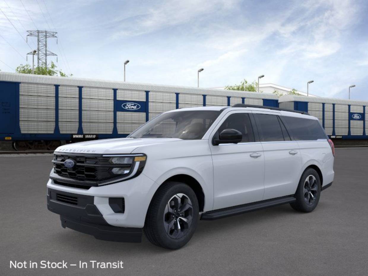 2026 Ford Expedition Active's photo