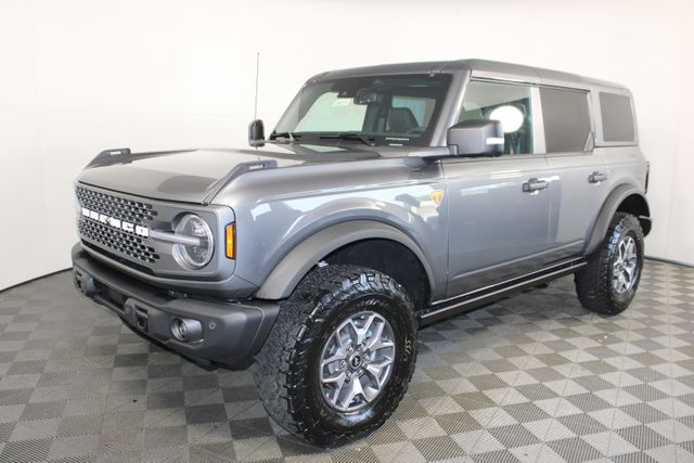 2025 Ford Bronco Badlands's photo