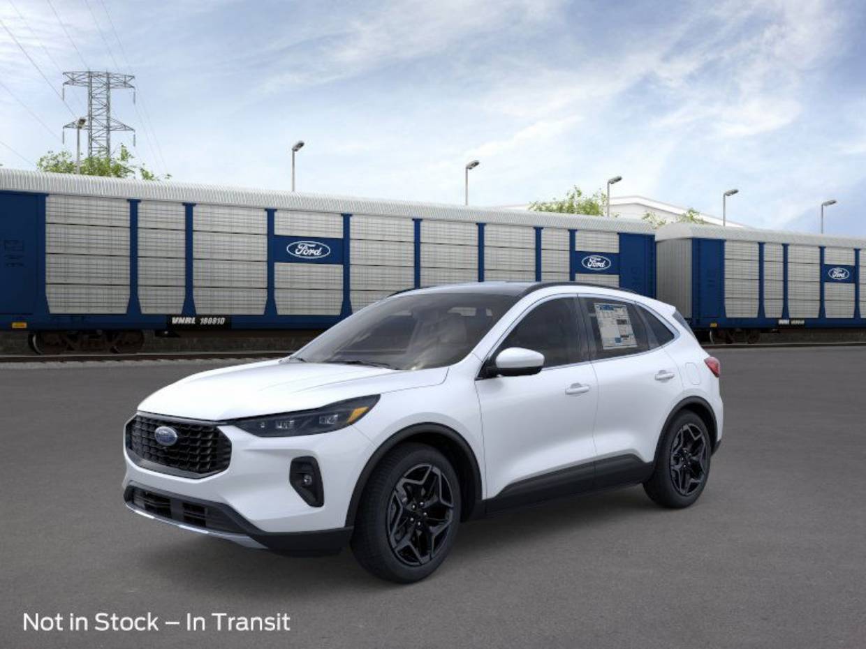 2026 Ford Escape Platinum's photo