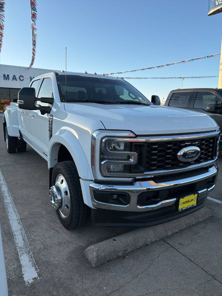 2024 Ford F-450SD LARIAT