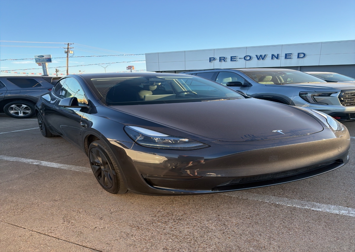 2024 Tesla Model Y Long Range's photo