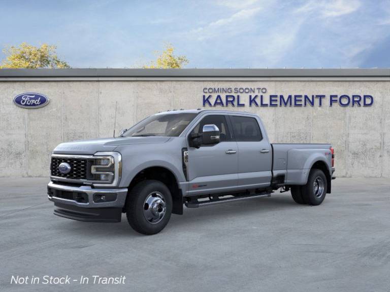 2026 Ford Super Duty F-350 DRW LARIAT