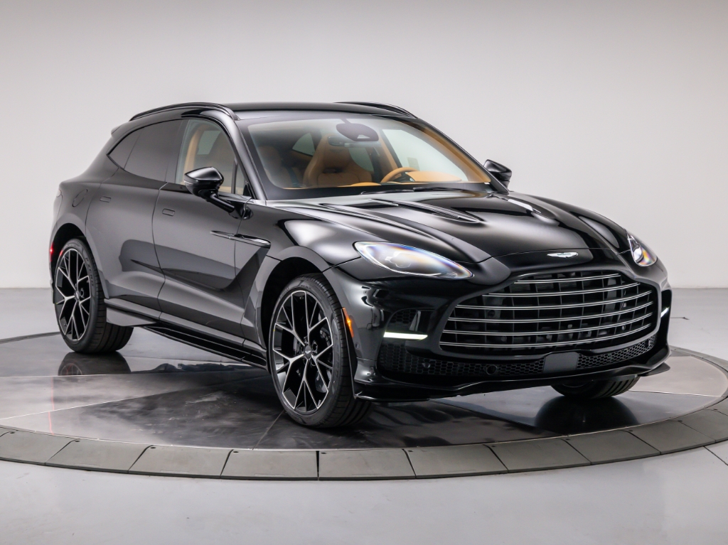 2026 Aston Martin DBX 707
