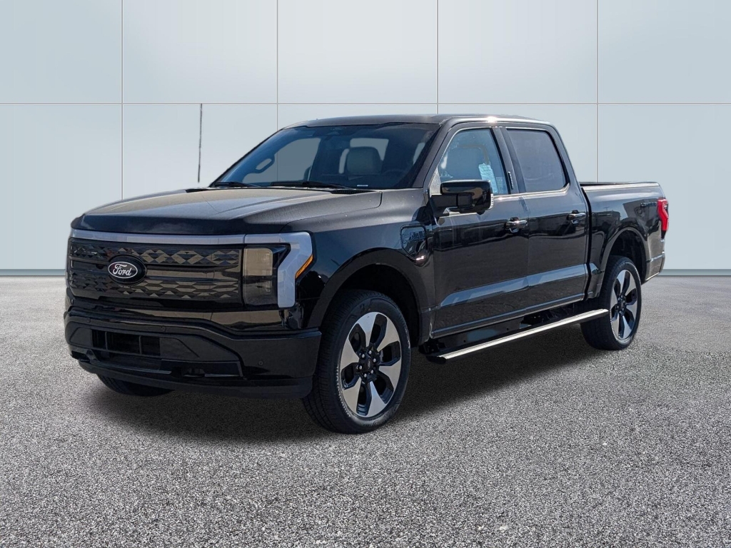 2025 Ford F-150 Lightning Platinum