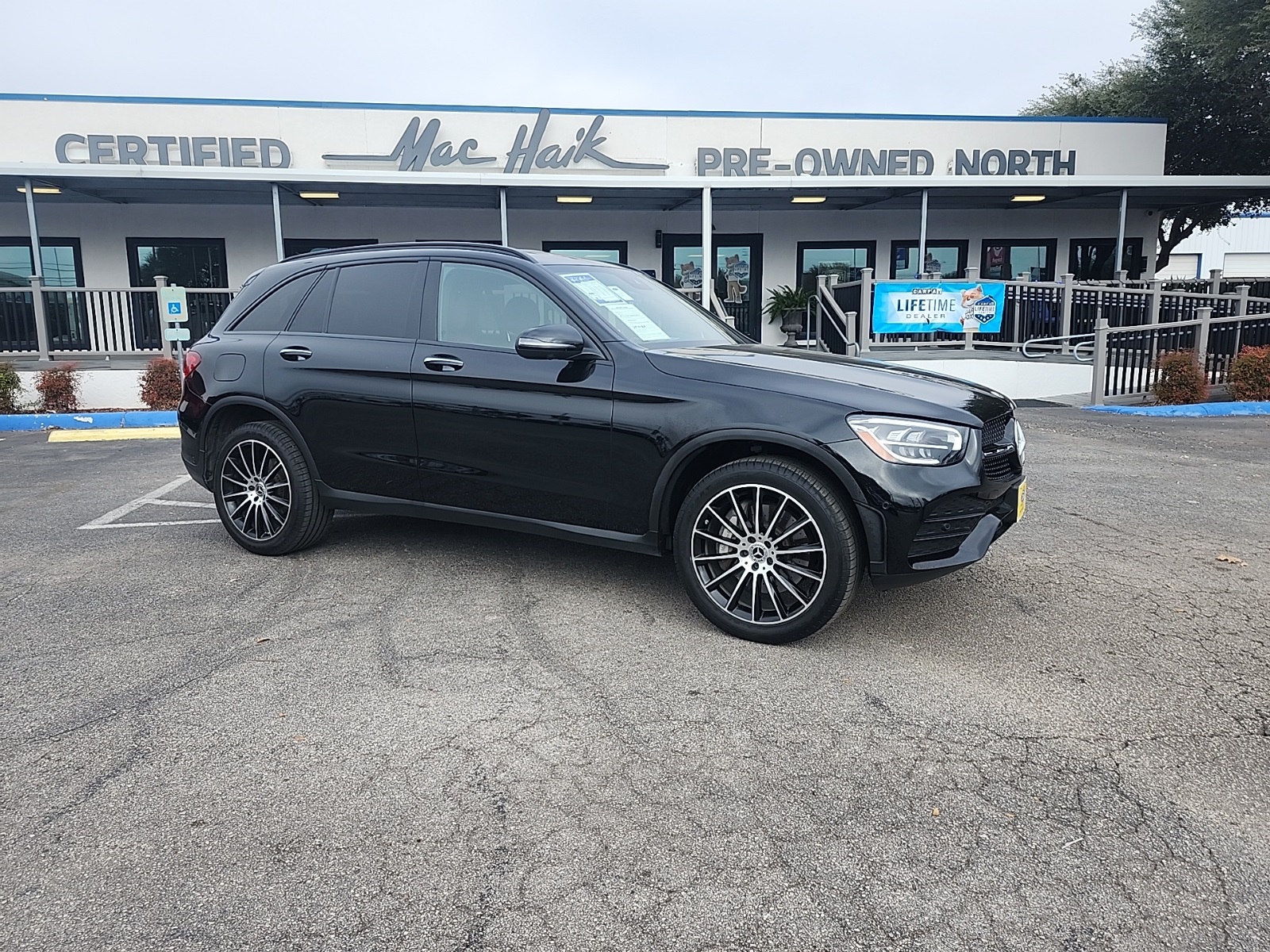 2022 Mercedes-Benz GLC