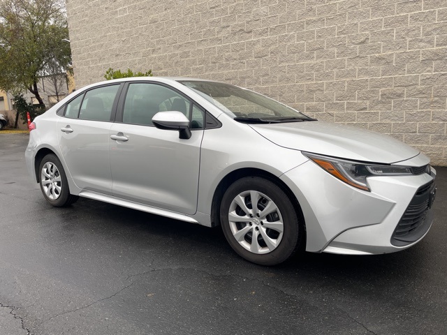 Used 2024 Toyota Corolla LE