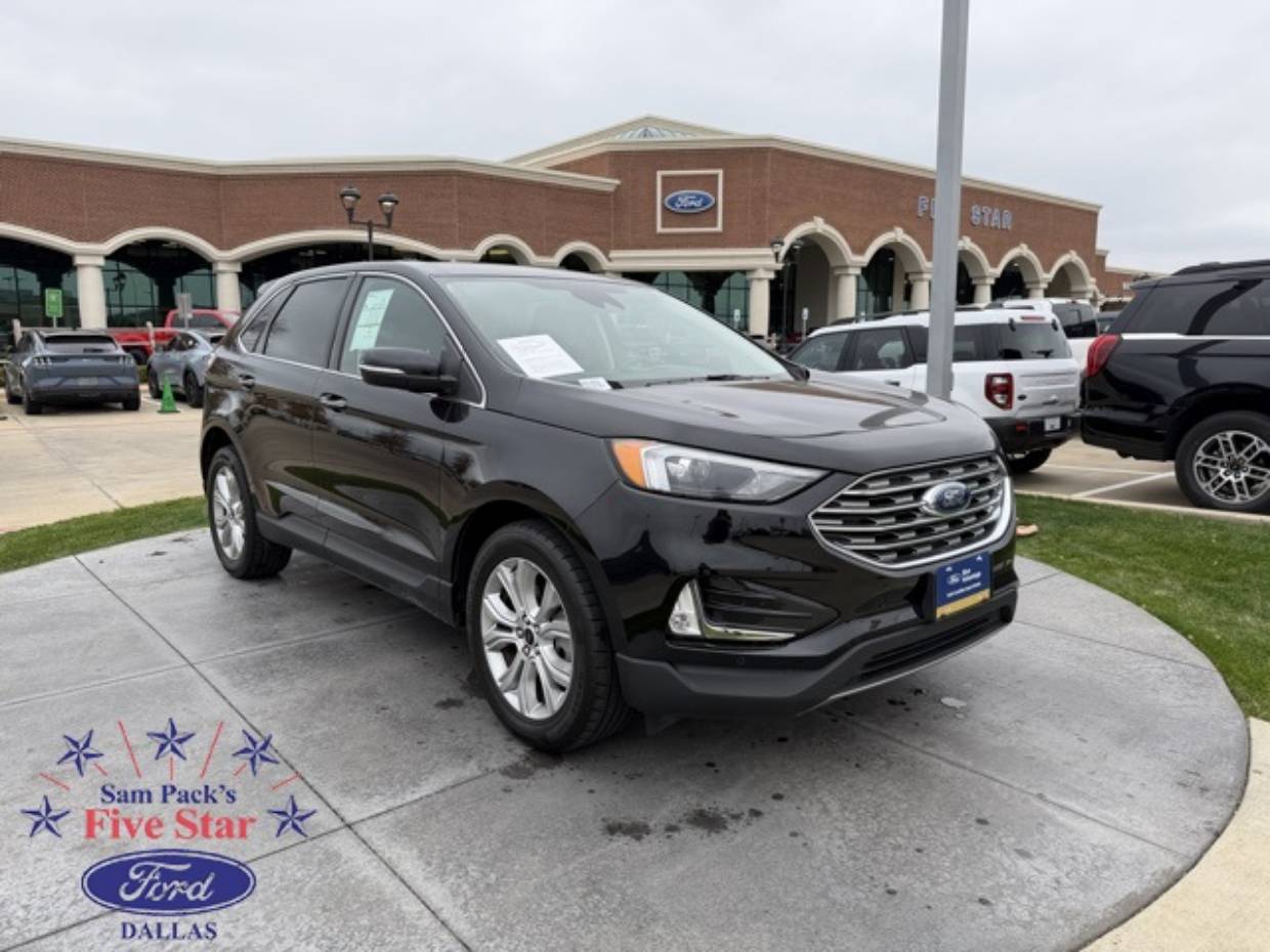 2023 Ford Edge Titanium