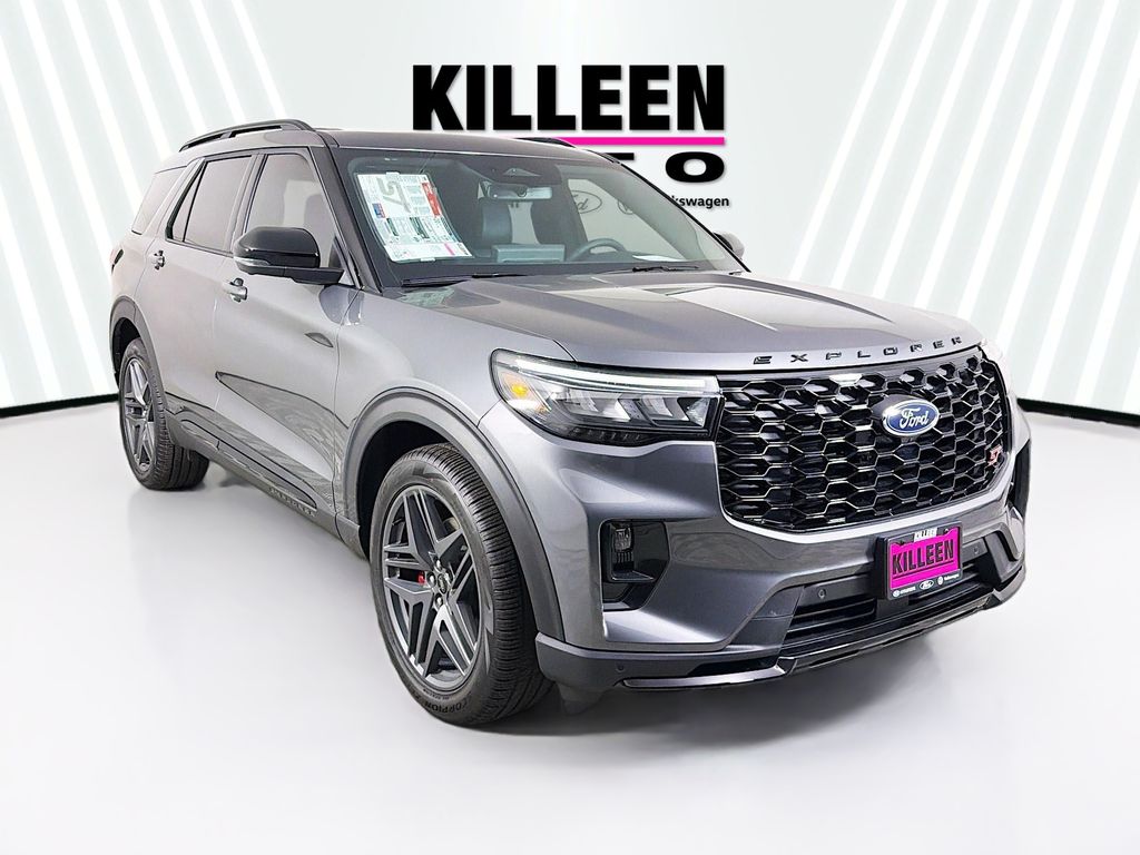 2026 Ford Explorer ST's photo