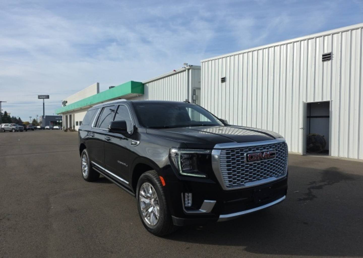 2022 GMC Yukon XL Denali's photo
