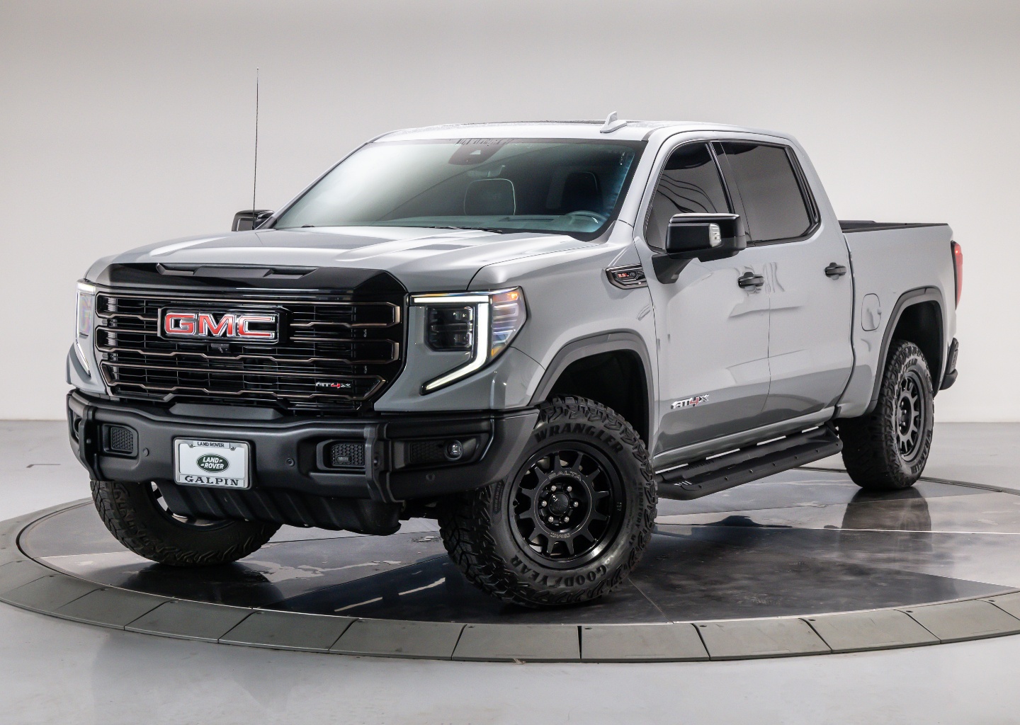 2024 GMC Sierra 1500 AT4X's photo