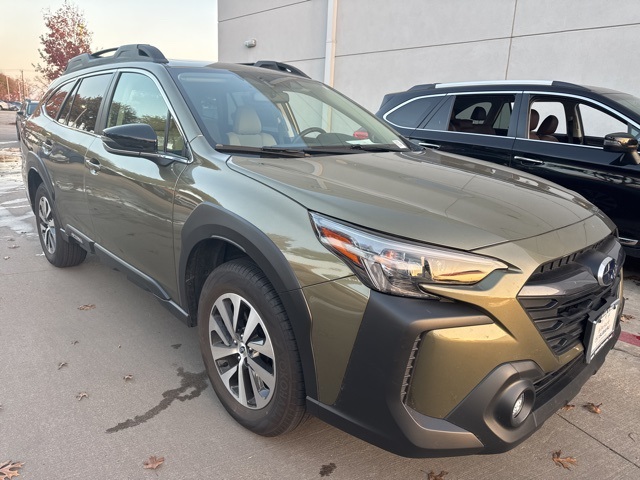 Used 2025 Subaru Outback Premium