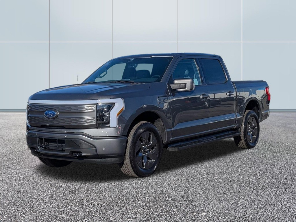 2023 Ford F-150 Lightning LARIAT
