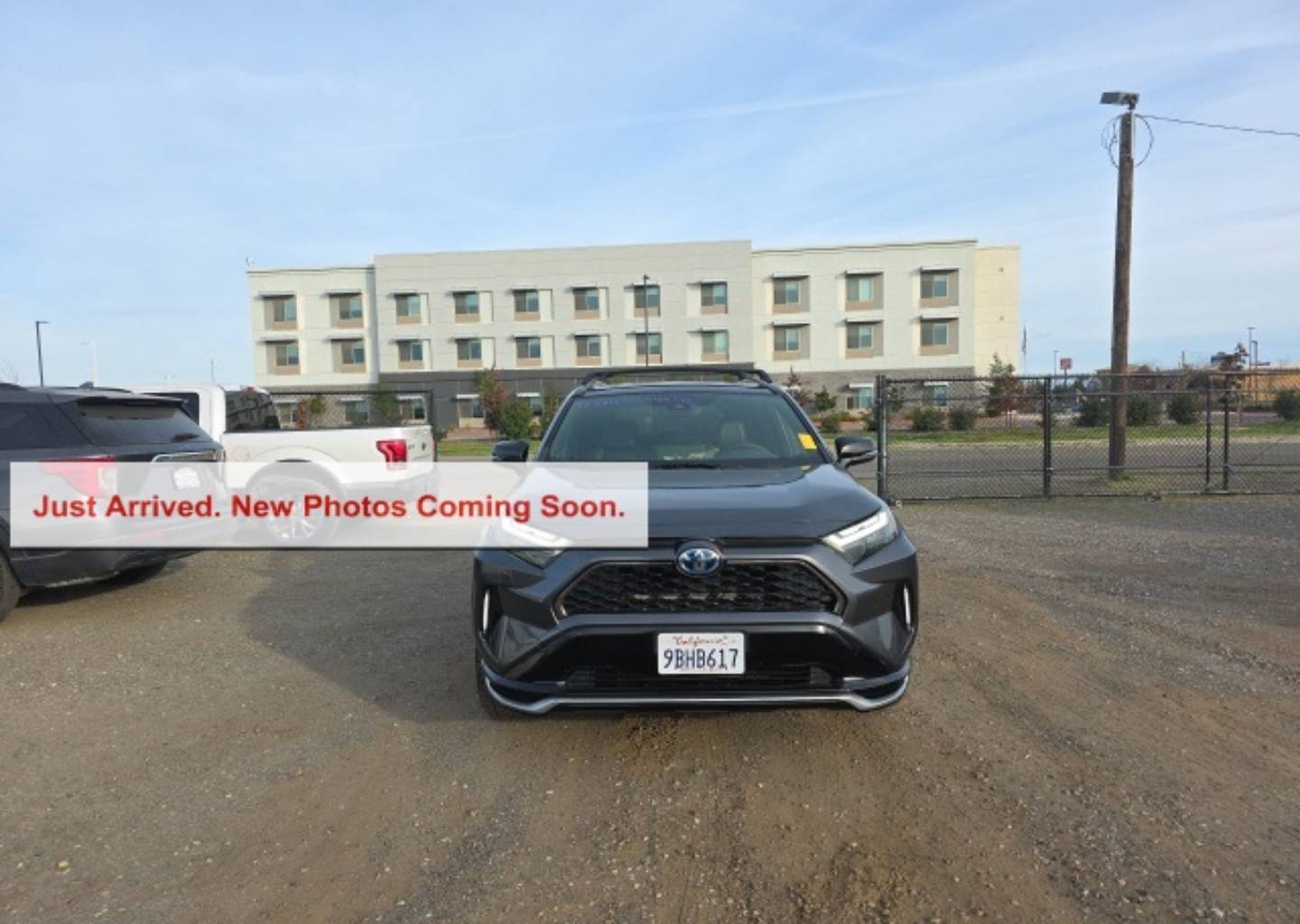 Used 2022 Toyota RAV4 XSE with VIN JTMEB3FV2ND091597 for sale in Northfield, Minnesota