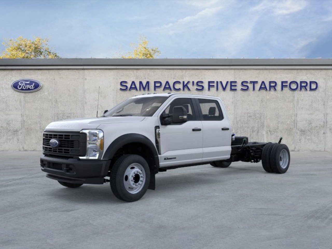 2026 Ford F-550 Super Duty Chassis Cab XL's photo