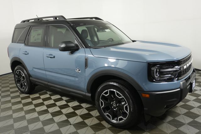 2025 Ford Bronco Sport Outer Banks's photo