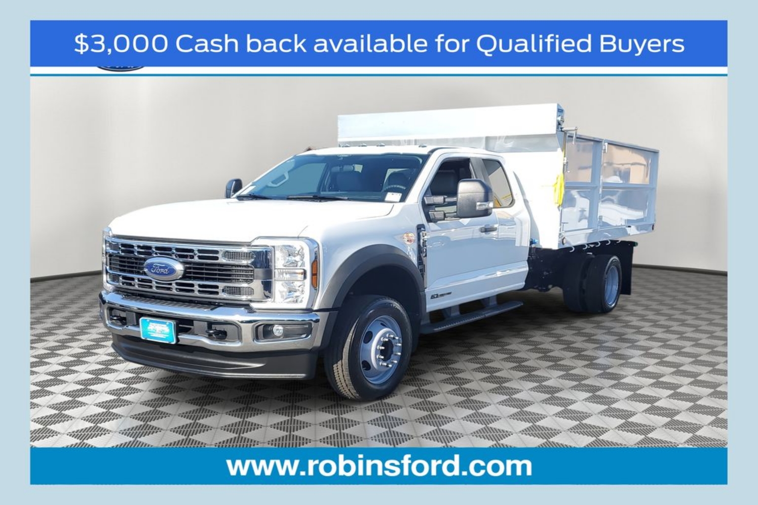2025 Ford F-550 Super Duty Chassis Cab XL's photo