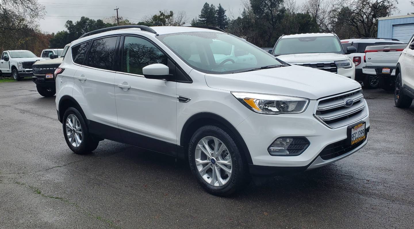 2018 Ford Escape SE's photo