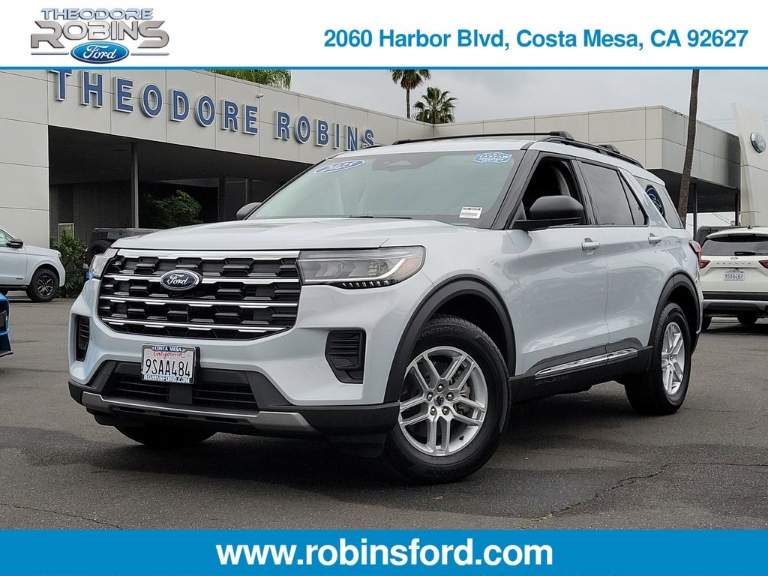 2025 Ford Explorer Active