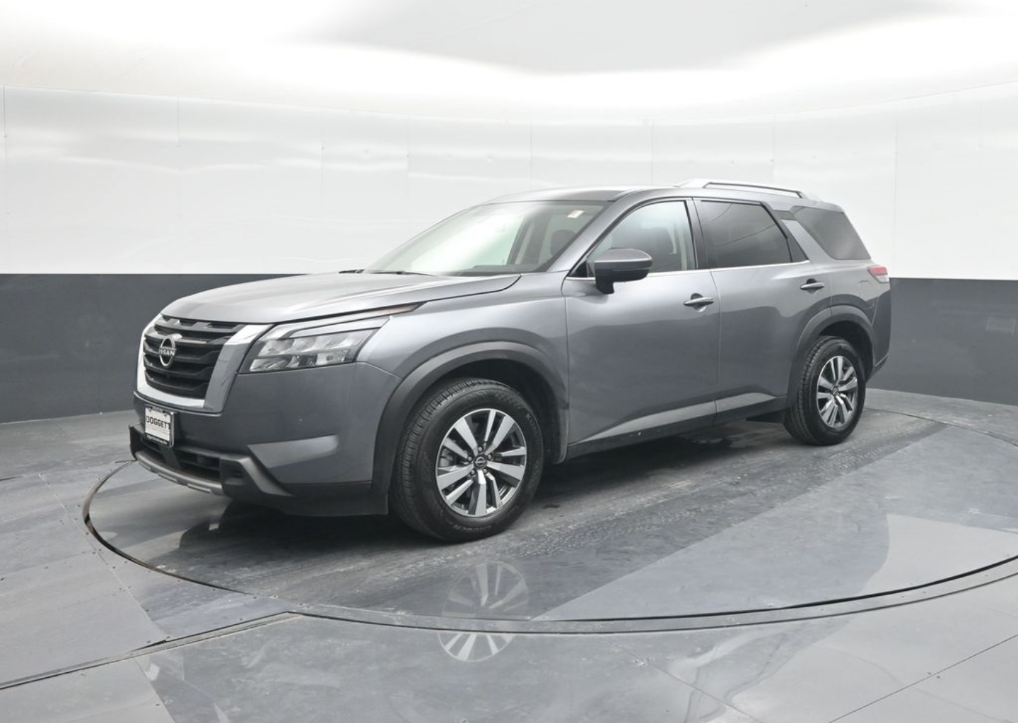 2025 Nissan Pathfinder SL's photo