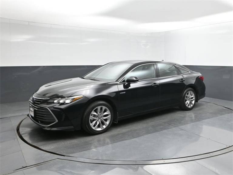 2021 Toyota Avalon Hybrid XLE Plus
