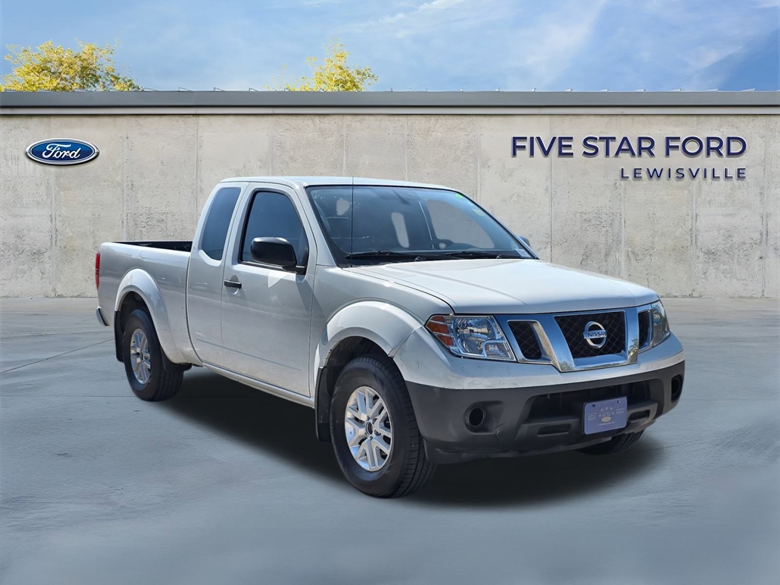 Used 2022 Nissan Frontier SV