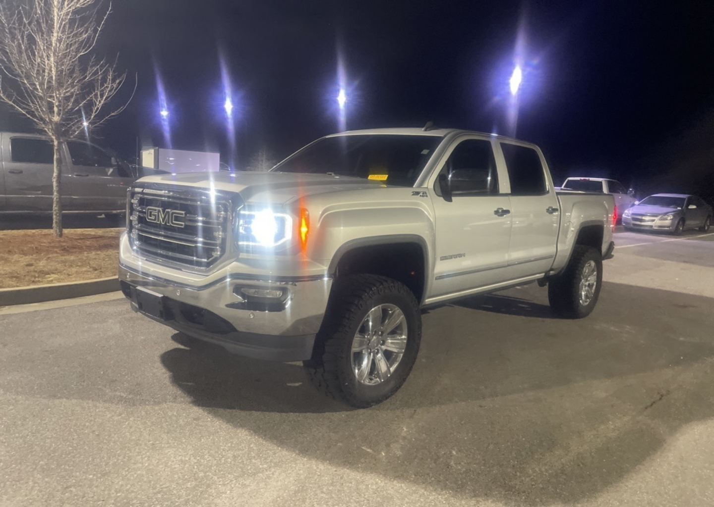 2017 GMC Sierra 1500 SLT's photo
