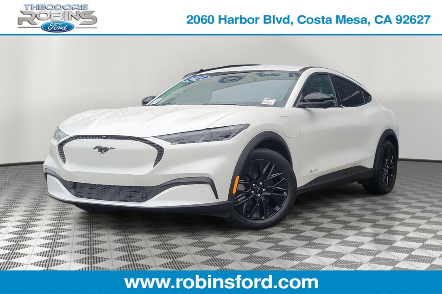 2025 Ford Mustang Mach-E Select RWD's photo