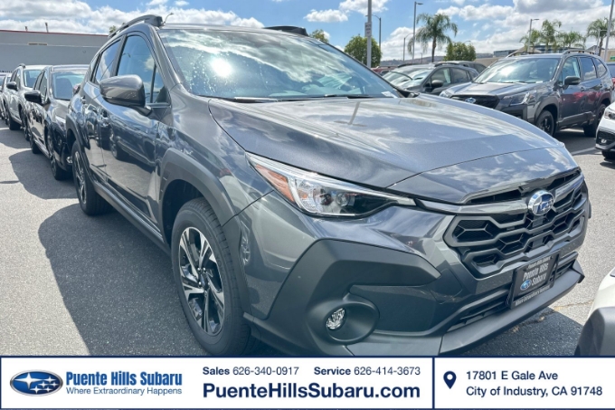 2025 Subaru Crosstrek Premium's photo