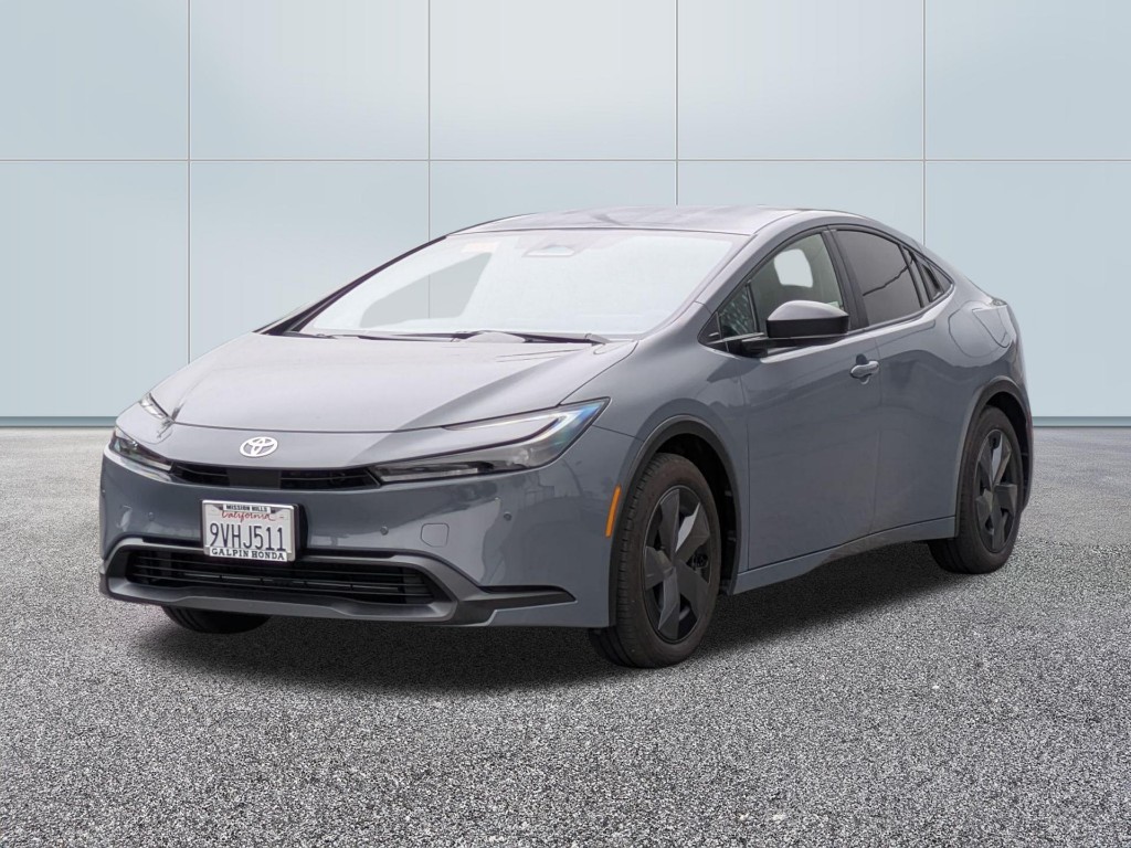 2026 Toyota Prius LE