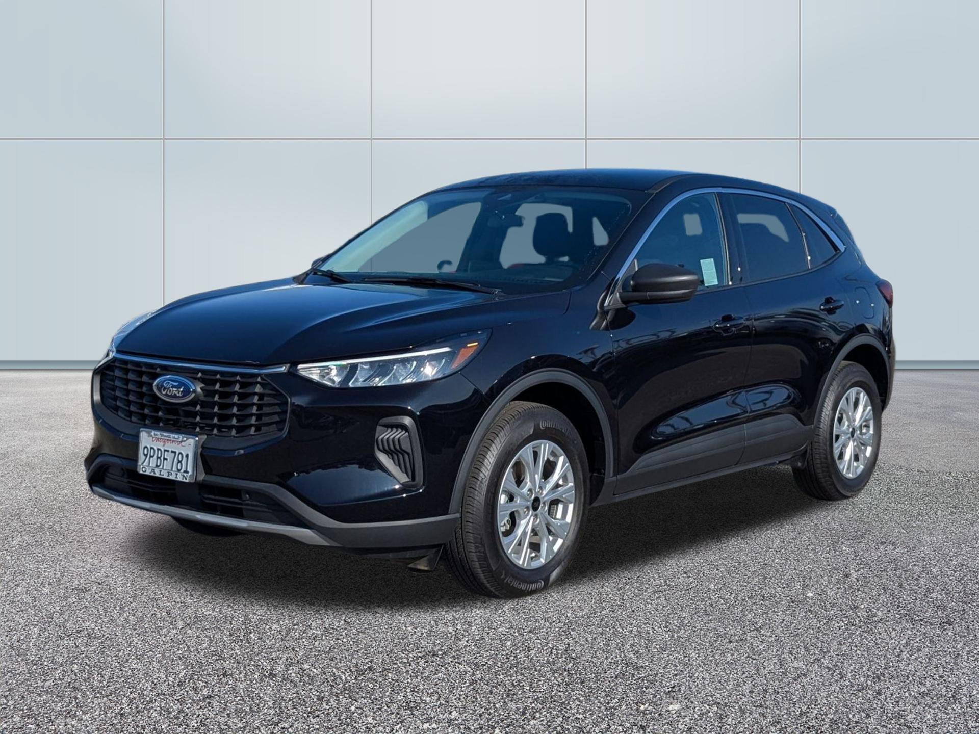 2024 Ford Escape SEL's photo