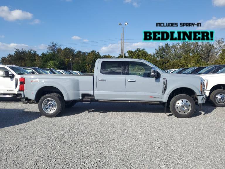 2026 Ford Super Duty F-450 DRW Platinum
