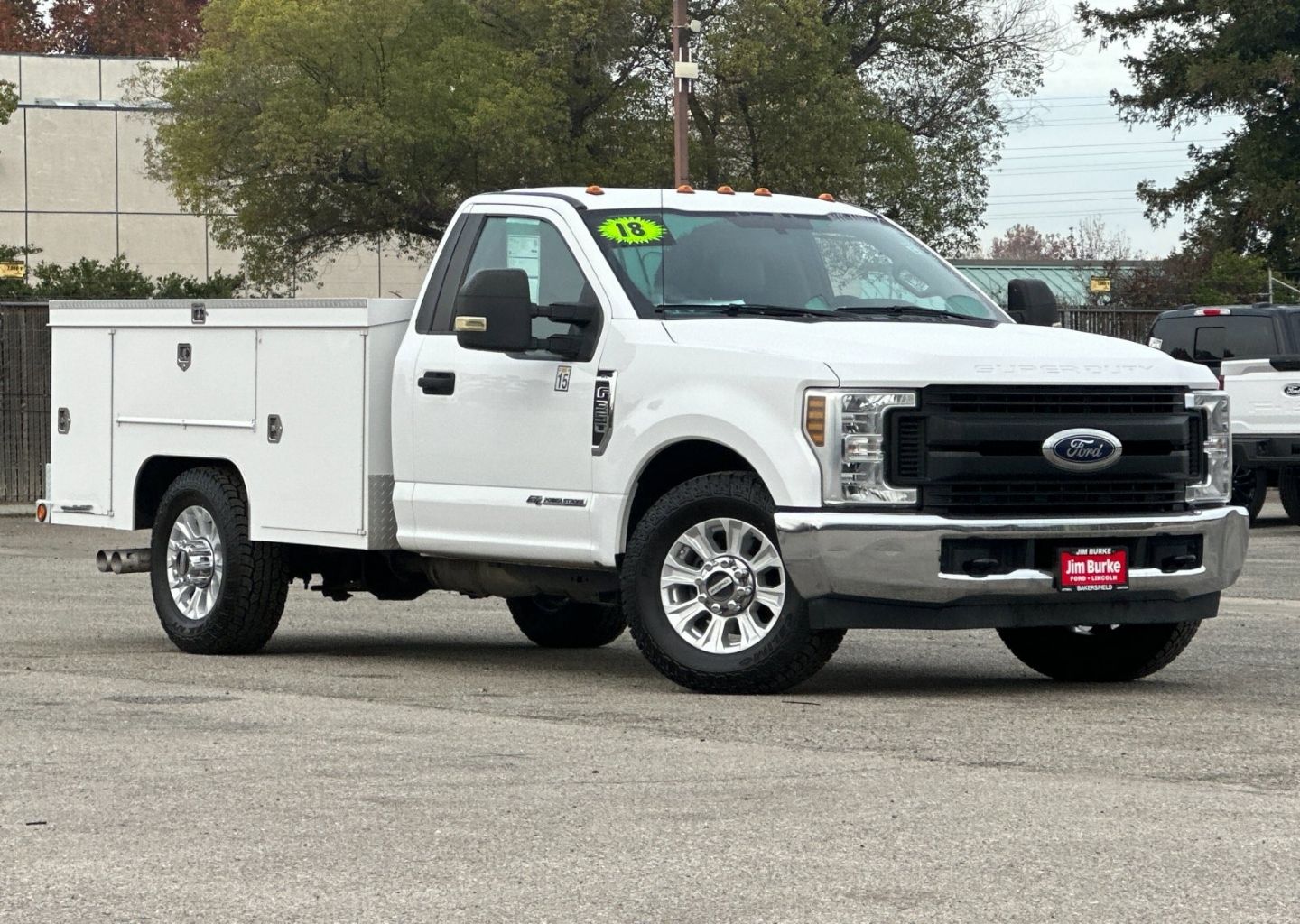 2018 Ford F-350 Super Duty Chassis Cab XL's photo