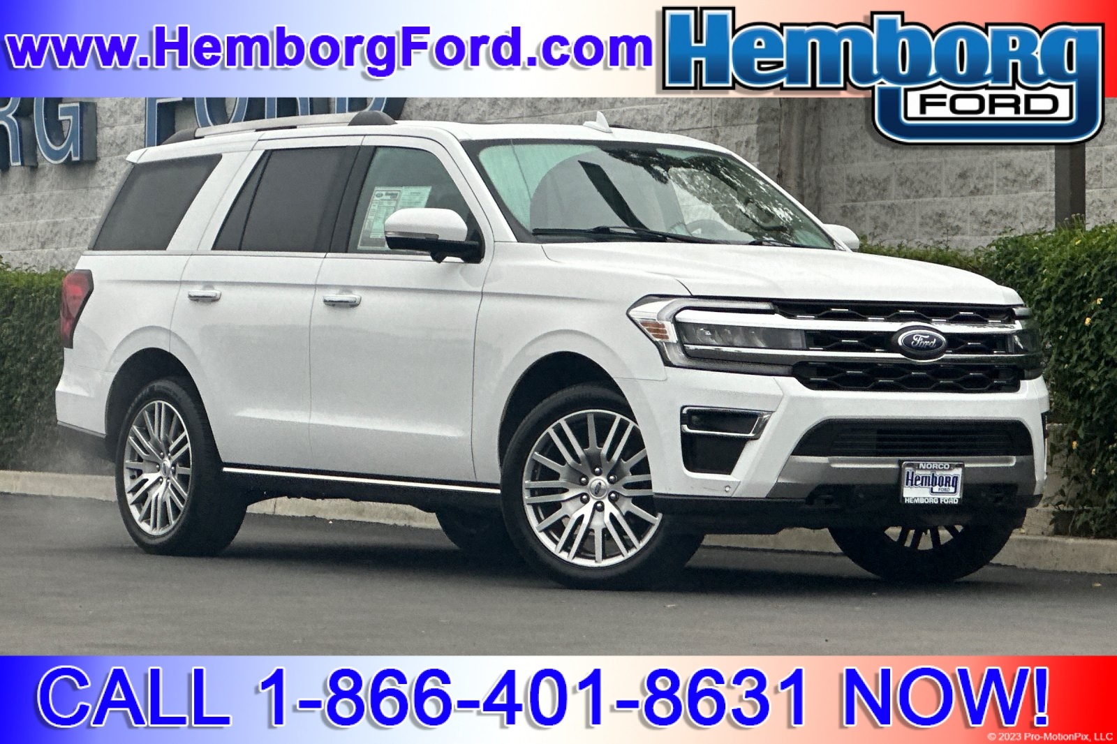 2023 Ford Expedition Limited's photo