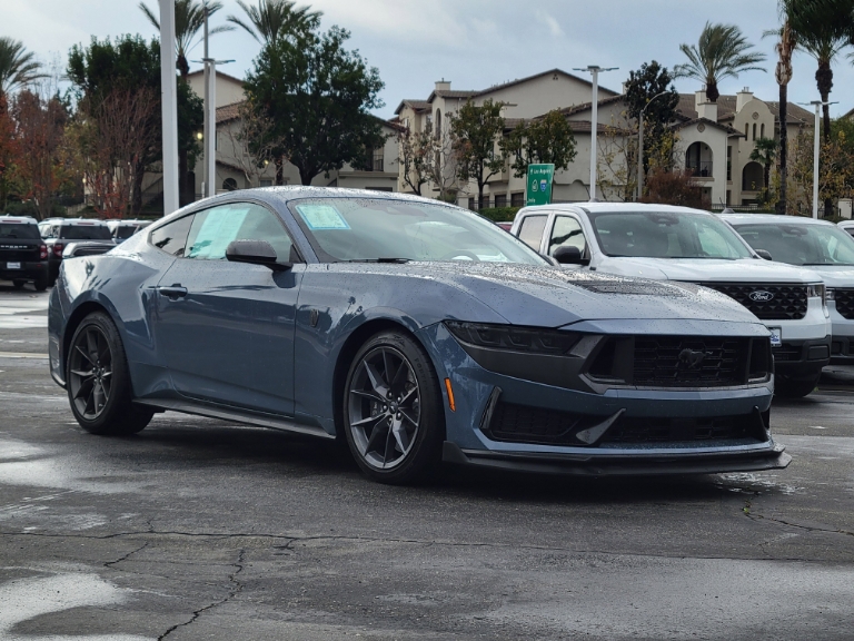 2024 Ford Mustang Dark Horse