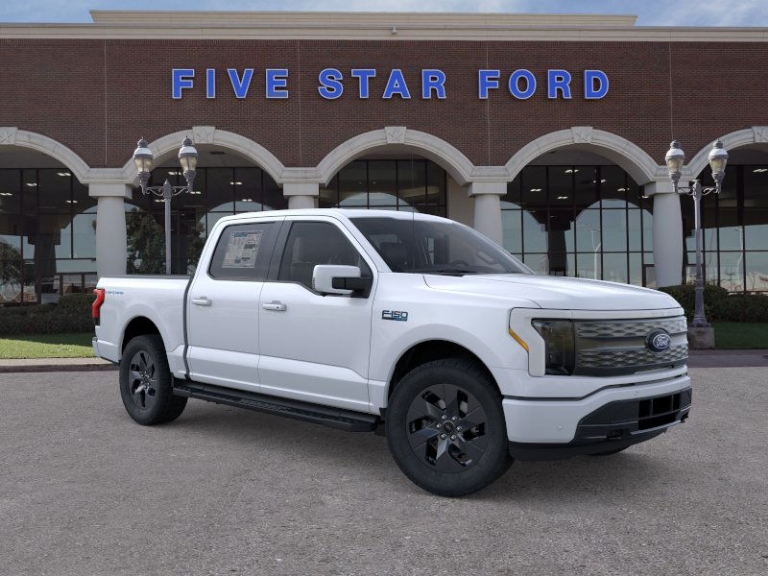 2025 Ford F-150 Lightning LARIAT