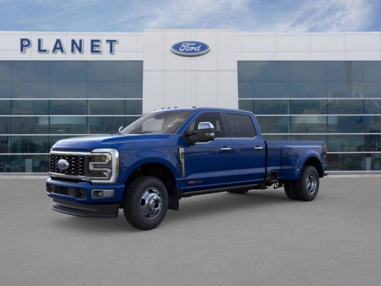 2026 Ford Super Duty F-350 DRW Platinum 4WD Crew Cab 8' Box