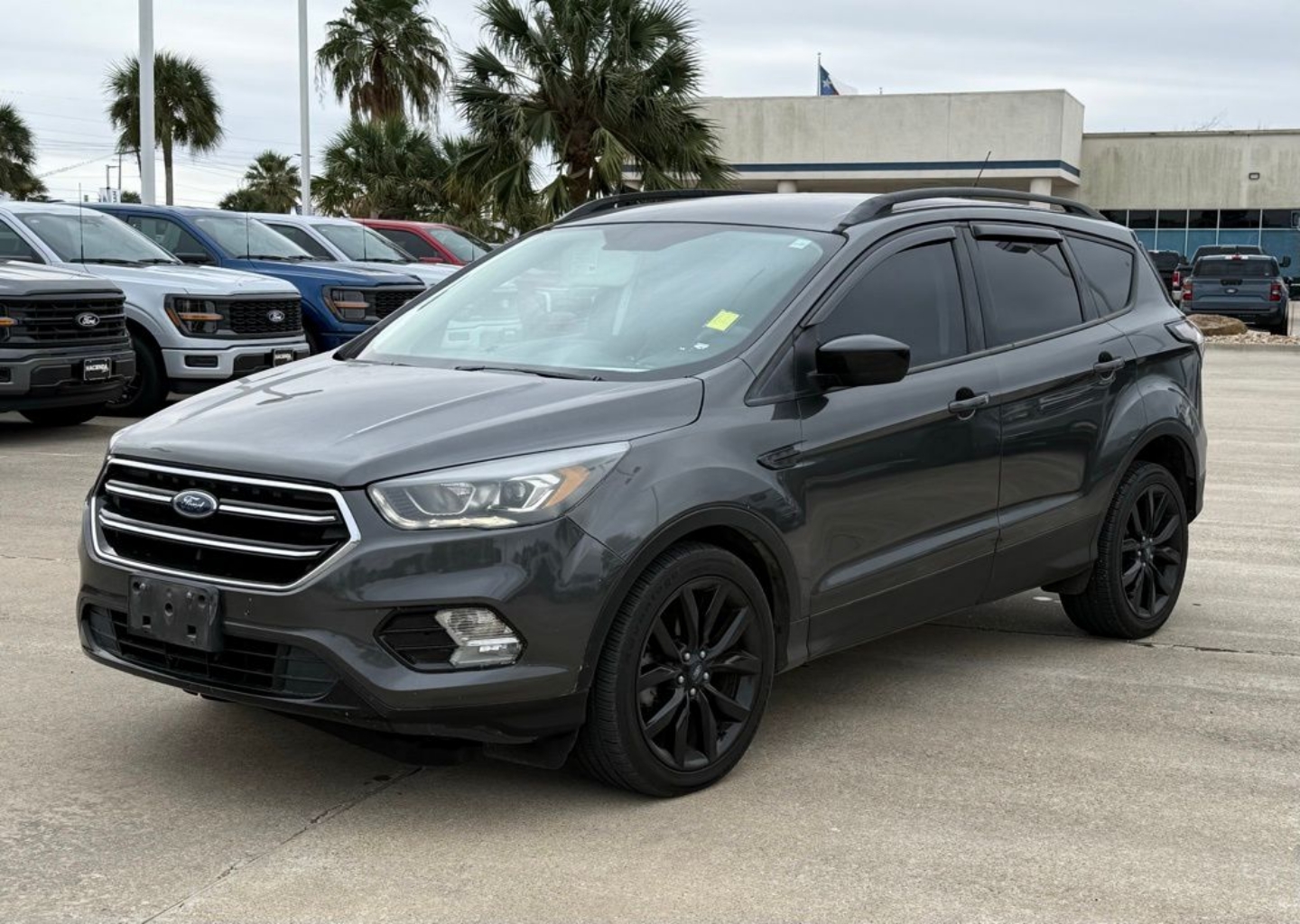 2018 Ford Escape SE's photo