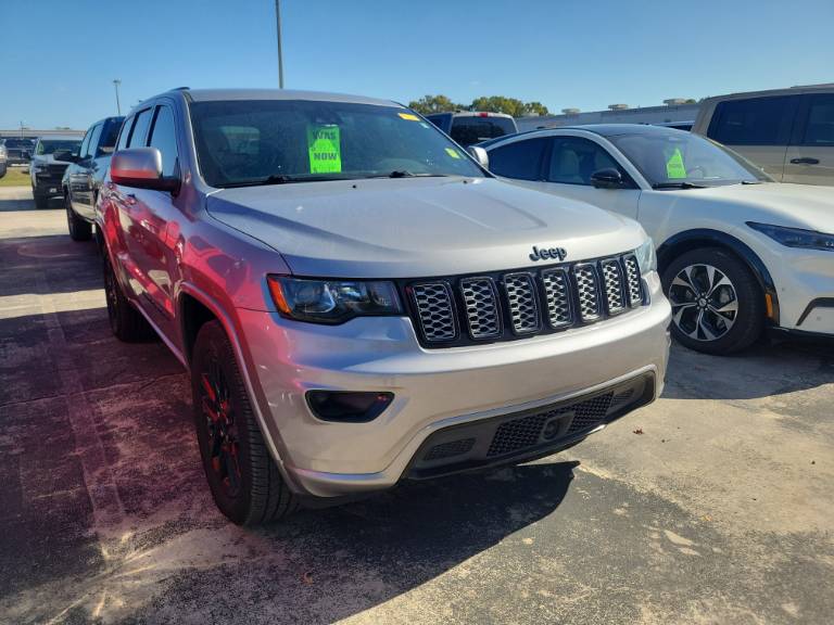 2020 Jeep Grand Cherokee Altitude