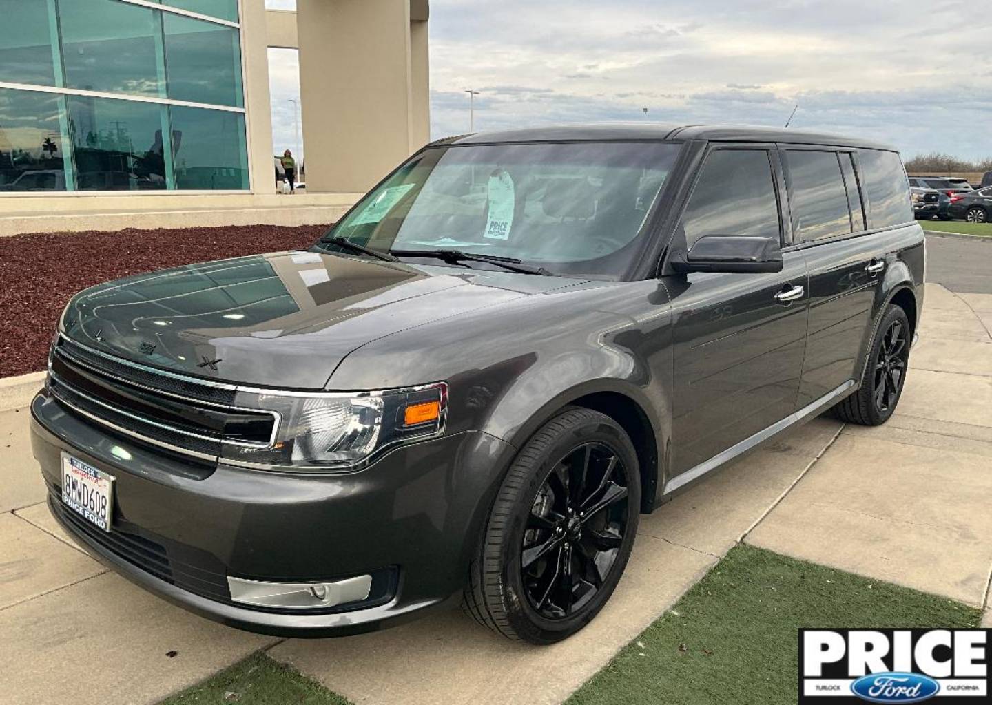 2019 Ford Flex SEL's photo