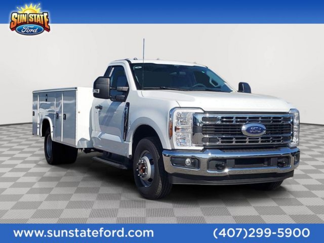2025 Ford F-350 Super Duty Chassis Cab XL's photo