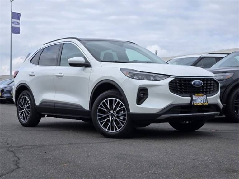 2025 Ford Escape PHEV
