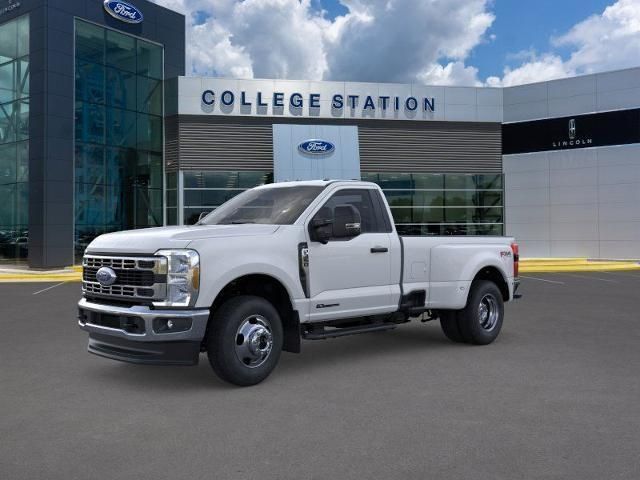 2026 Ford F-350 Base's photo