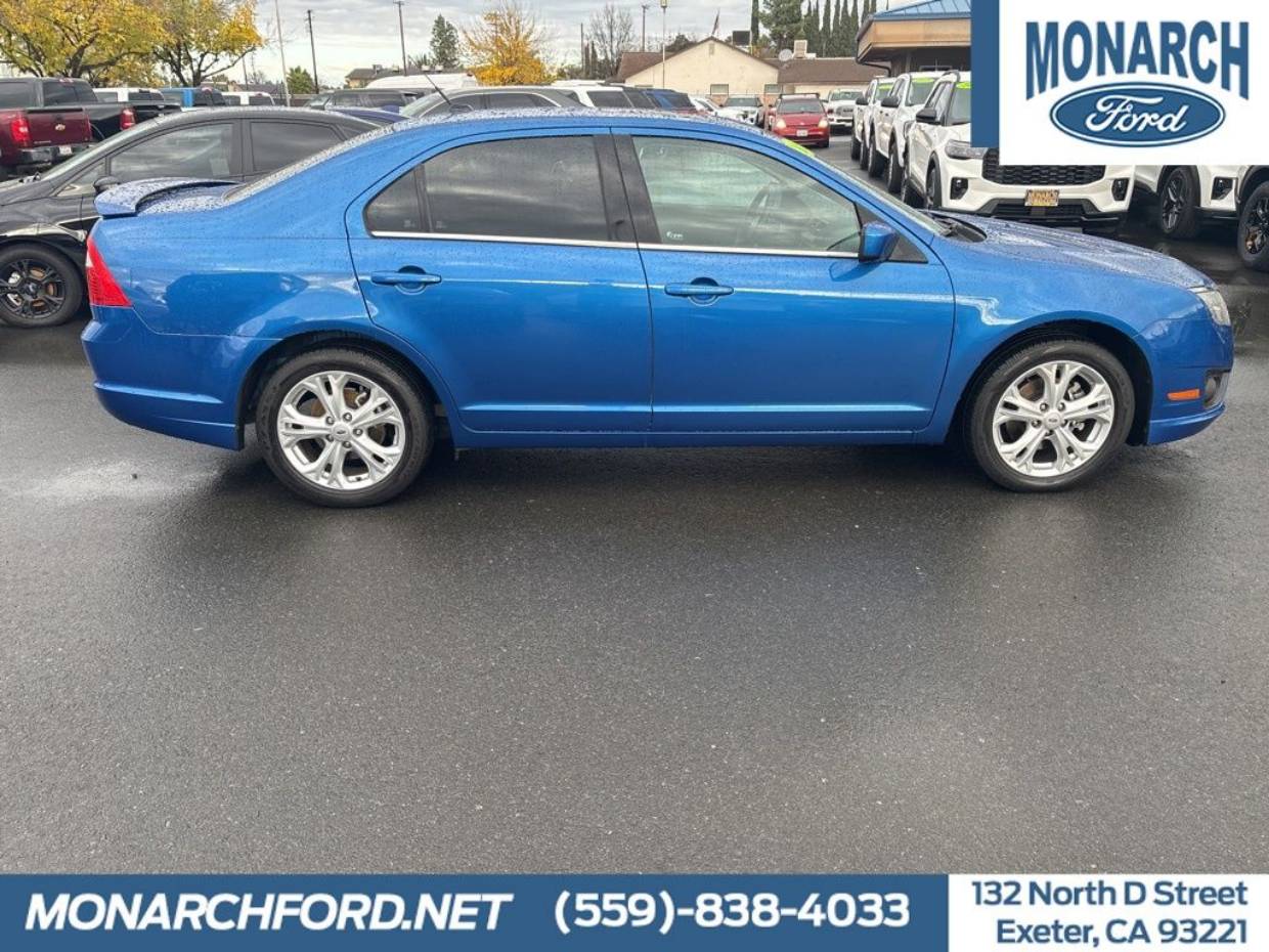 2012 Ford Fusion SE's photo