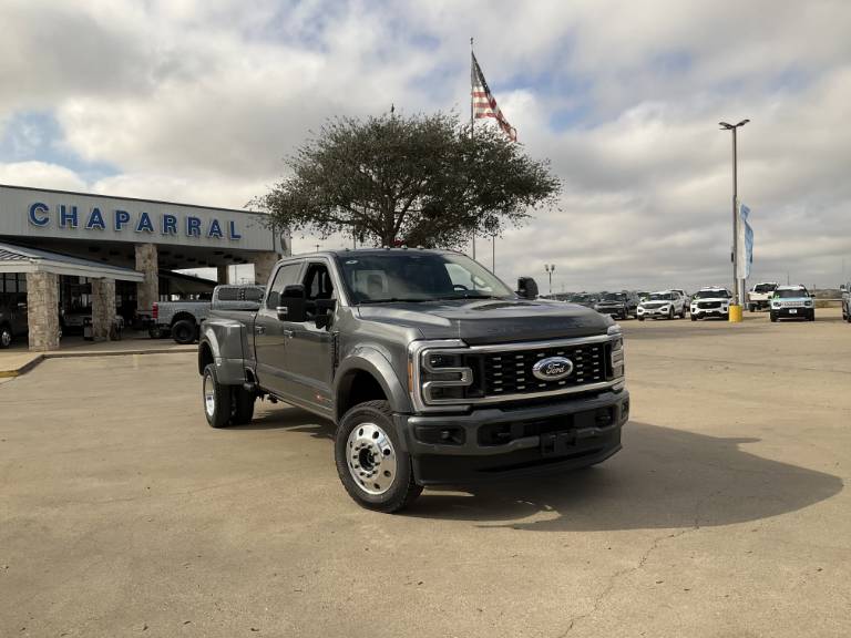 2026 Ford Super Duty F-450 DRW Platinum