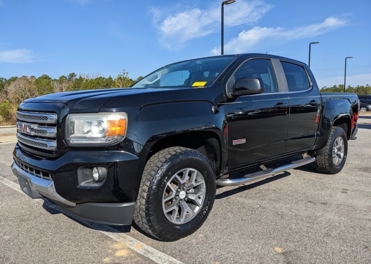 2015 GMC Canyon SLE's photo