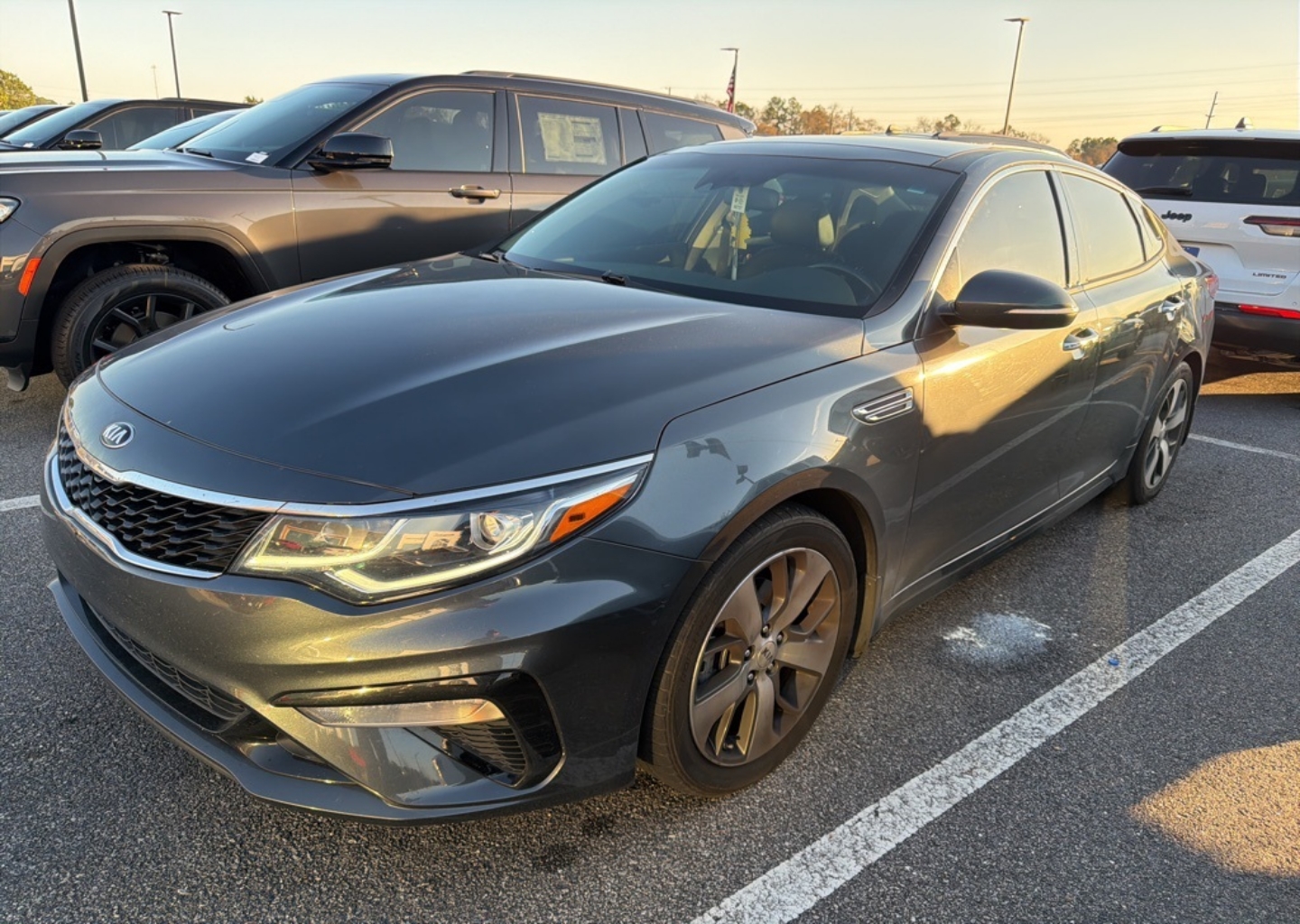 2020 Kia Optima S's photo