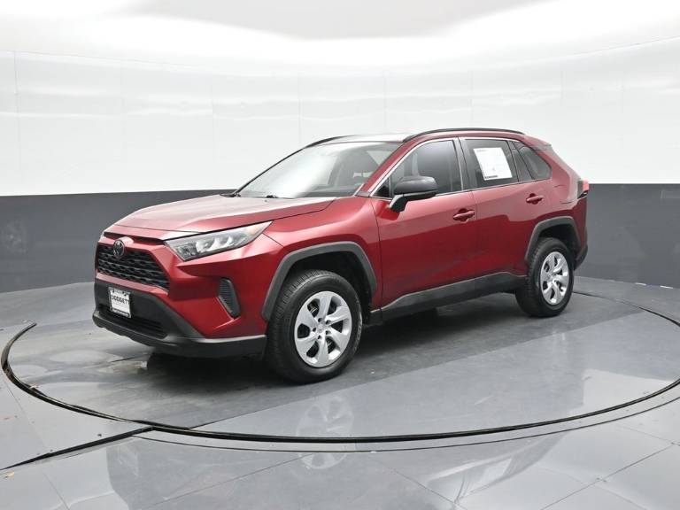 2020 Toyota RAV4 LE