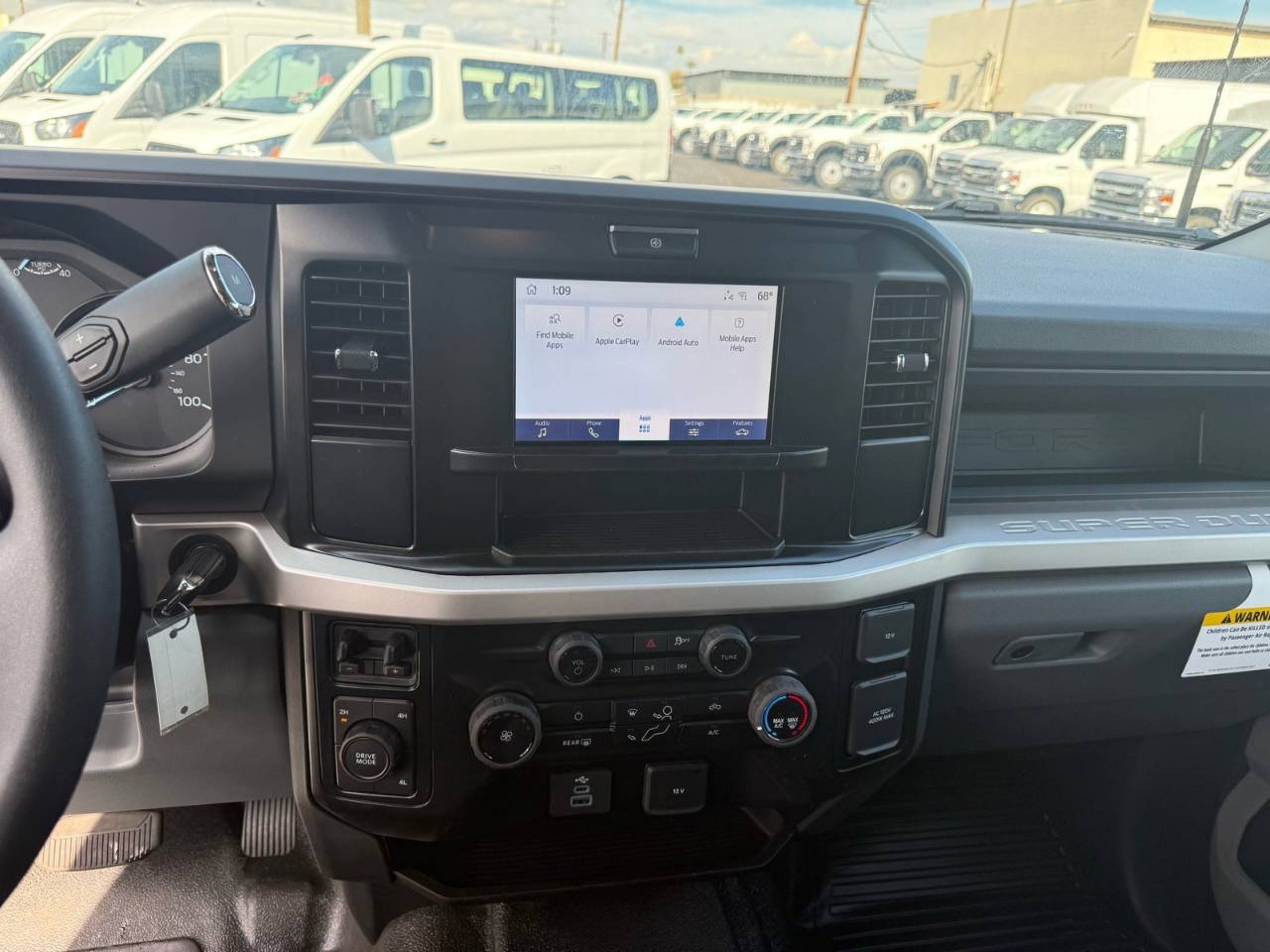 2025 Ford F-350 Super Duty Chassis Cab XL - Photo 15
