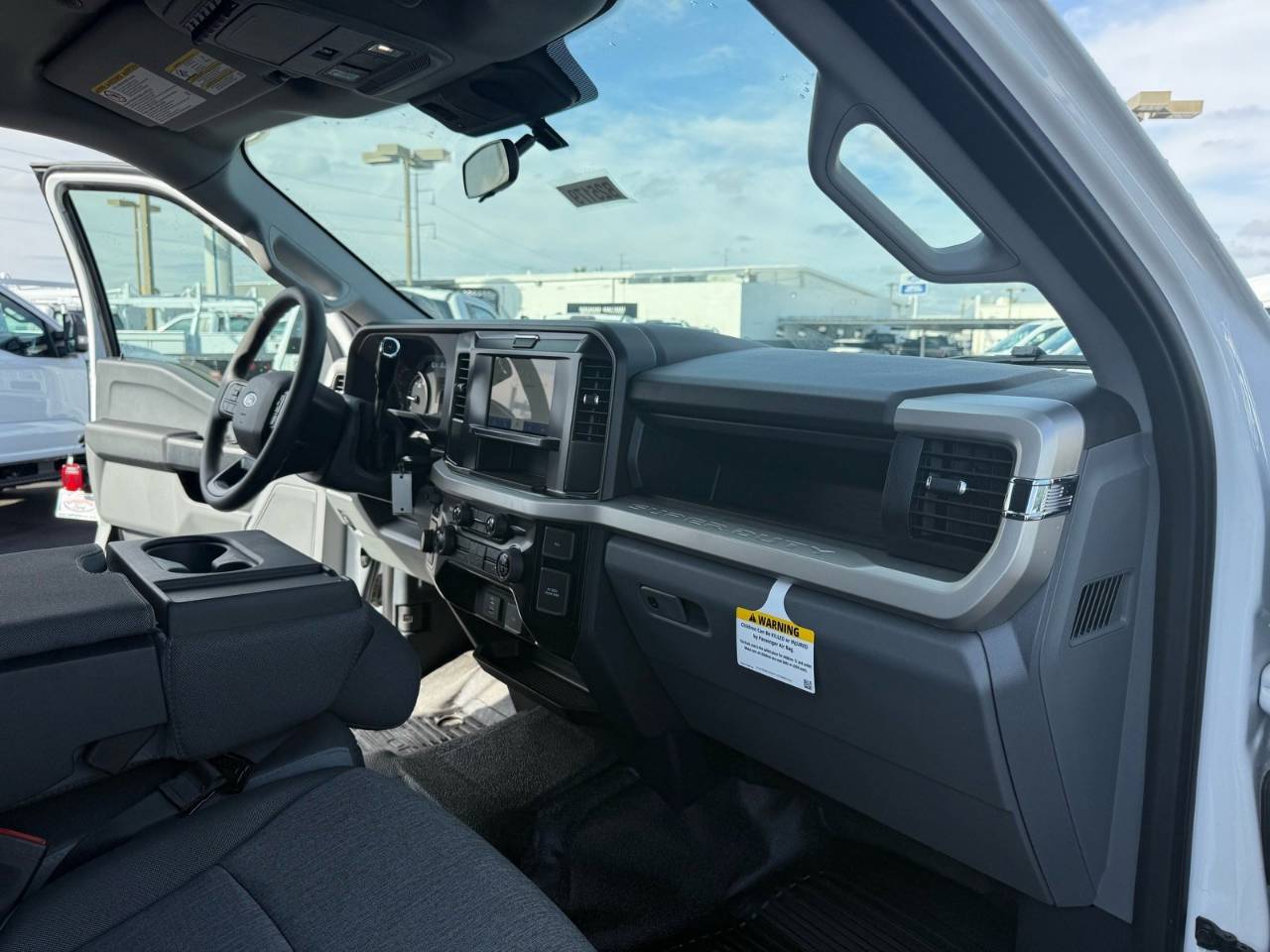 2025 Ford F-350 Super Duty Chassis Cab XL - Photo 22